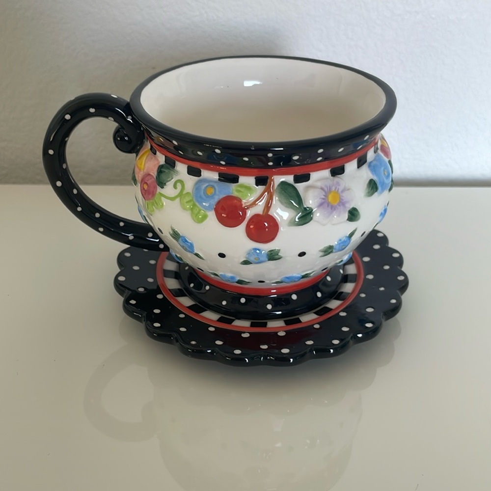 Mary Engelbreit Tea Cup and Saucer Set in Excellent Condition!